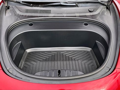 Used 2021 Tesla Model 3 Standard Range Plus image 10