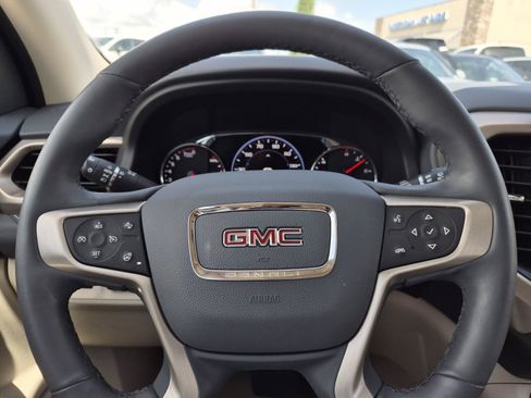 Used 2023 GMC Acadia Denali w/ Denali Ultimate Package AWD/4WD image 28