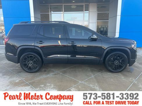 Certified 2023 GMC Acadia SLT w/ Elevation Edition image 3