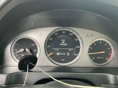 Used 2008 Mercedes-Benz C 350 Sport image 11