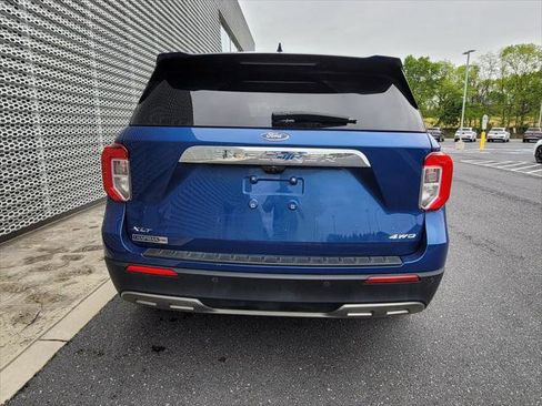 Used 2021 Ford Explorer XLT w/ Equipment Group 202A AWD/4WD image 5