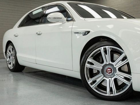 Used 2015 Bentley Flying Spur V8 AWD/4WD image 9