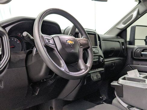 Used 2020 Chevrolet Silverado 2500 W/T w/ WT Convenience Package AWD/4WD image 16
