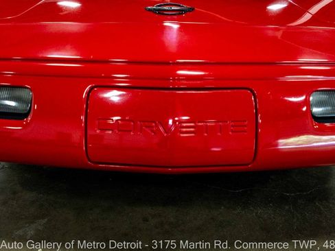 Used 1992 Chevrolet Corvette Coupe RWD image 31