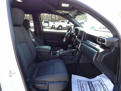 Used 2024 Toyota Tacoma SR w/ Towing Package image 31