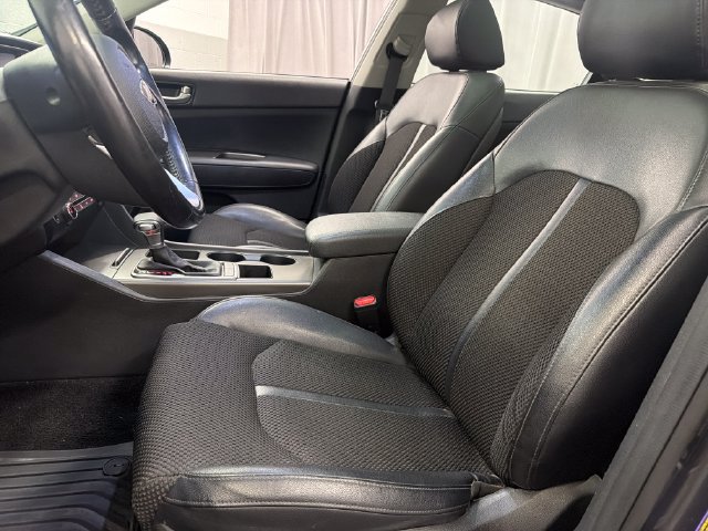 Used 2020 Kia Optima S w/ S Panoramic Sunroof Package FWD image 10