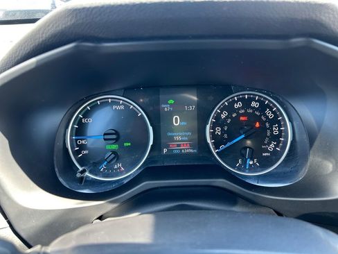 Used 2021 Toyota RAV4 LE w/ Carpet Mat Package (TMS) AWD/4WD image 15