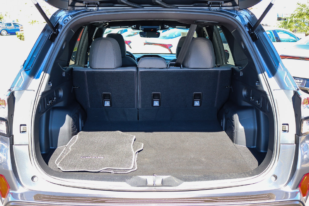 Certified 2025 Subaru Forester AWD/4WD image 29