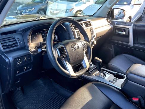 Used 2022 Toyota 4Runner TRD Sport w/ Technology Package image 16
