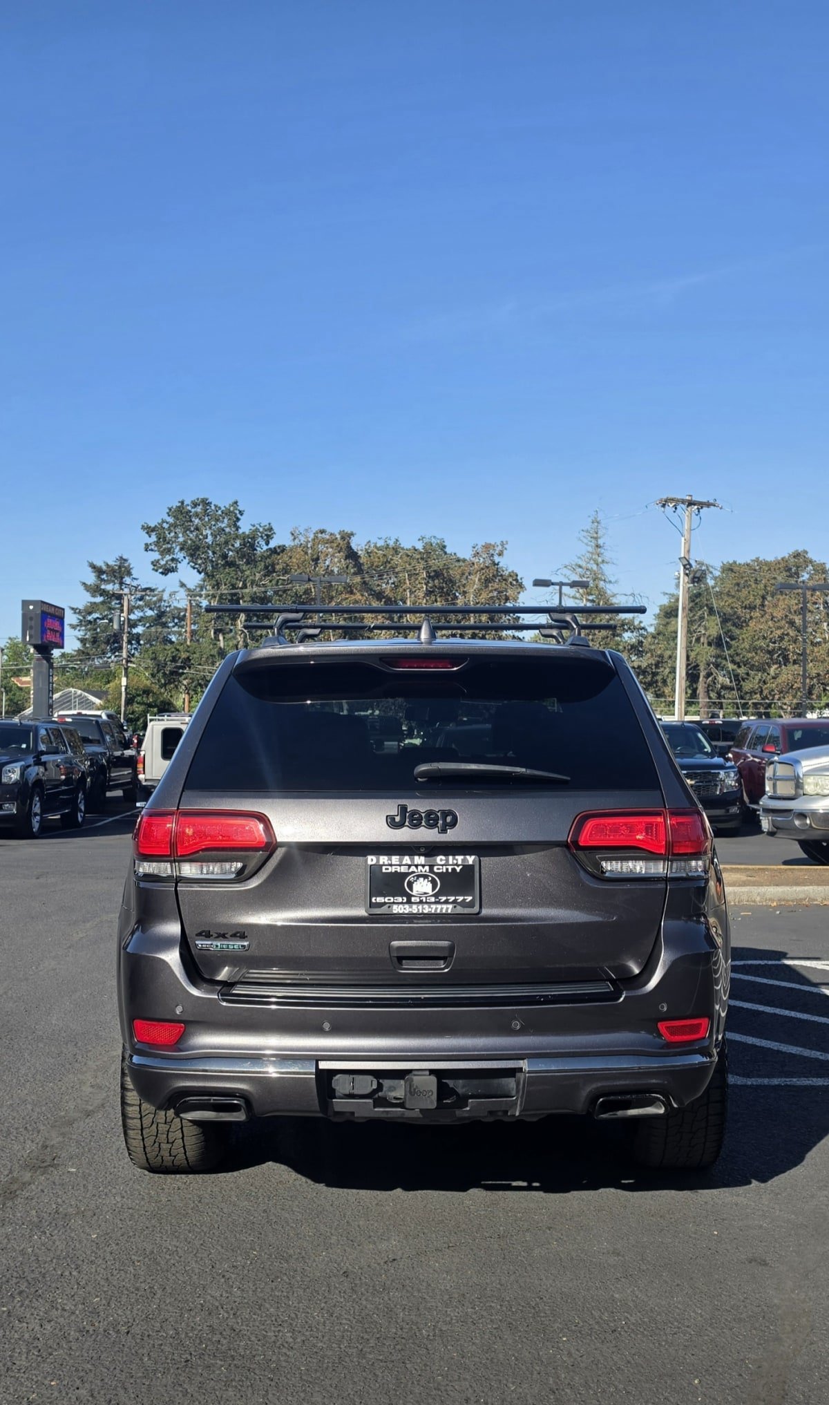 Used 2015 Jeep Grand Cherokee High Altitude AWD/4WD image 5