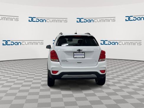 Used 2020 Chevrolet Trax LT w/ LT Convenience Package AWD/4WD image 7
