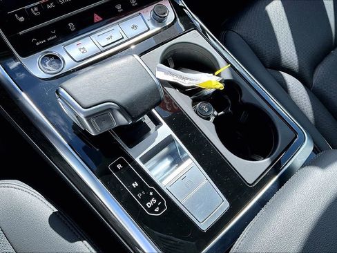 Used 2023 Audi Q7 3.0T Prestige w/ Prestige Package image 28