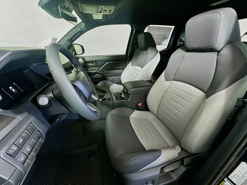 New 2026 Toyota Tacoma TRD Sport image 9