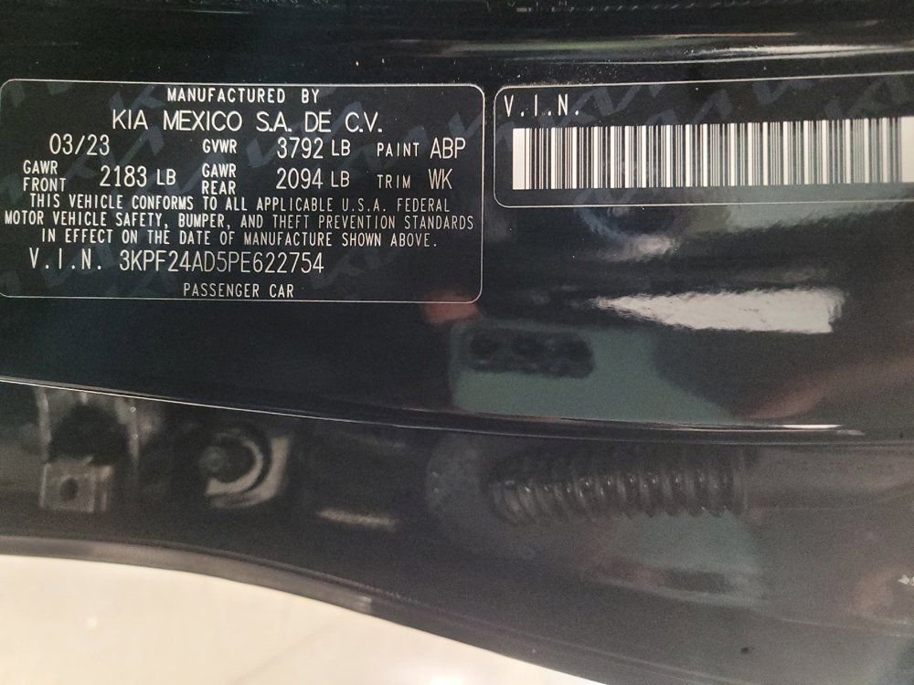 Used 2023 Kia Forte LXS FWD image 33
