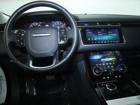 Used 2019 Land Rover Range Rover Velar S AWD/4WD image 15