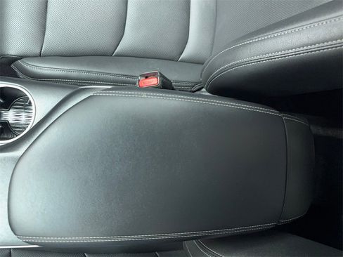 Used 2022 Genesis GV70 2.5T w/ Select Package image 33