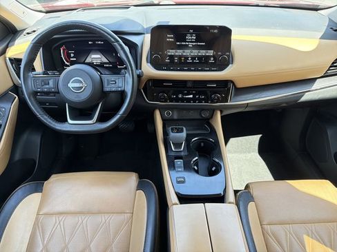 Used 2022 Nissan Rogue Platinum w/ Head-Up Display Package image 4