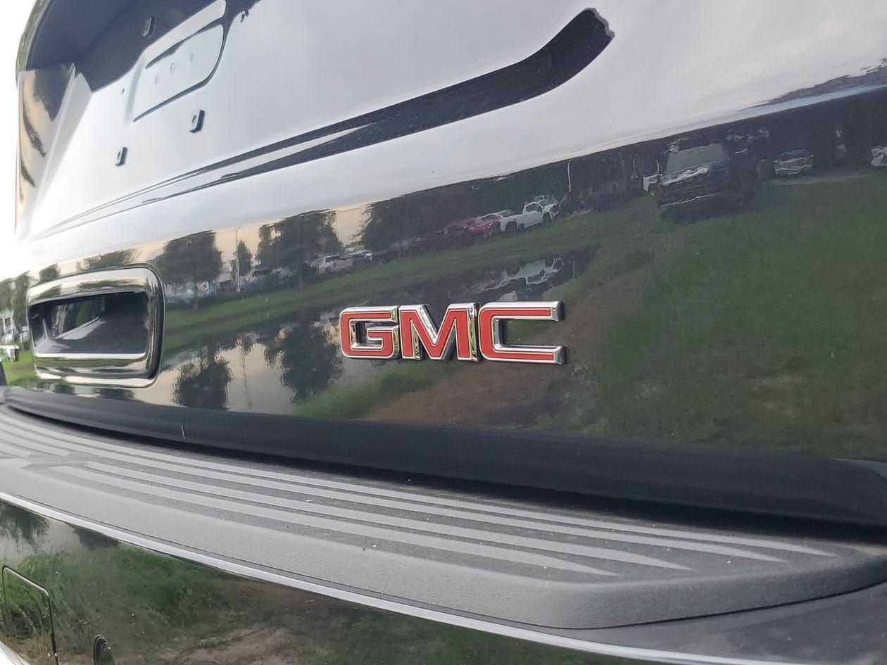 New 2026 GMC Yukon XL Denali RWD image 7