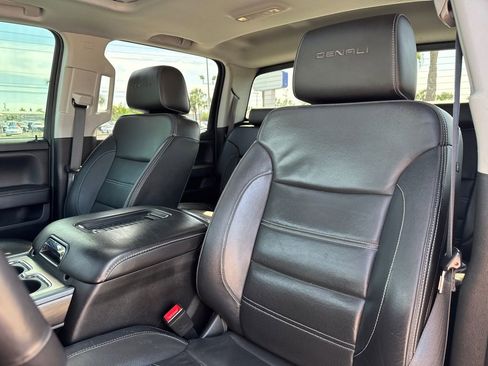 Used 2017 GMC Sierra 2500 Denali w/ Duramax Plus Package image 14