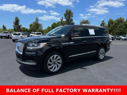 Used 2024 Lincoln Navigator Premiere image 3