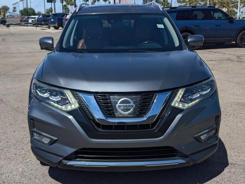 Used 2017 Nissan Rogue SL w/ SL Premium Package image 6