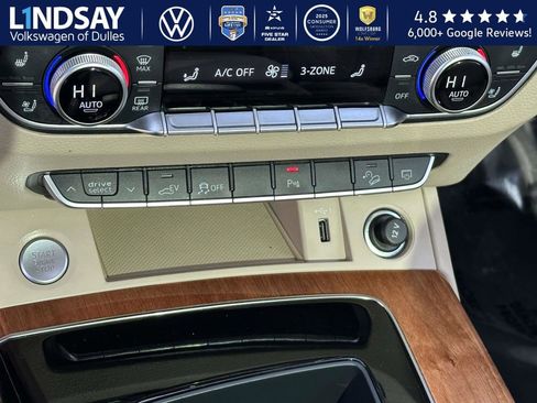 Used 2023 Audi Q5 e Premium Plus w/ Premium Plus Package image 17
