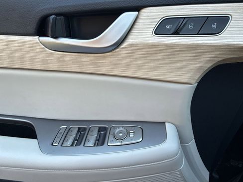 Used 2024 Hyundai Palisade Limited image 15