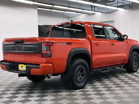 Used 2025 Nissan Frontier PRO-4X w/ Pro Convenience Package image 12