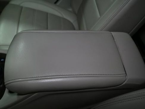 Used 2023 GMC Acadia Denali AWD/4WD image 27