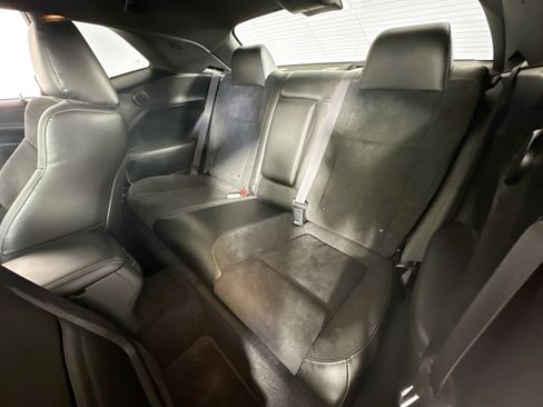 Used 2022 Dodge Challenger R/T Scat Pack RWD image 24