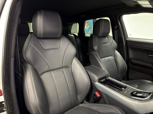 Used 2017 Land Rover Range Rover Evoque Autobiography image 12