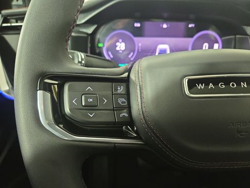 Used 2024 Jeep Wagoneer Launch Edition image 16