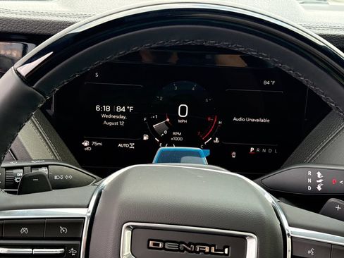 New 2026 GMC Yukon XL Denali w/ Denali Reserve Package AWD/4WD image 21