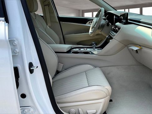 New 2026 Genesis G70 2.5T Prestige image 11