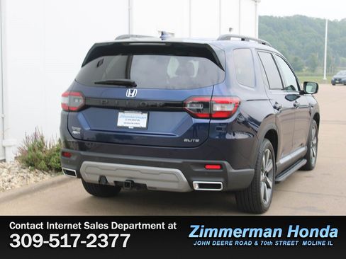 Certified 2024 Honda Pilot Elite image 2