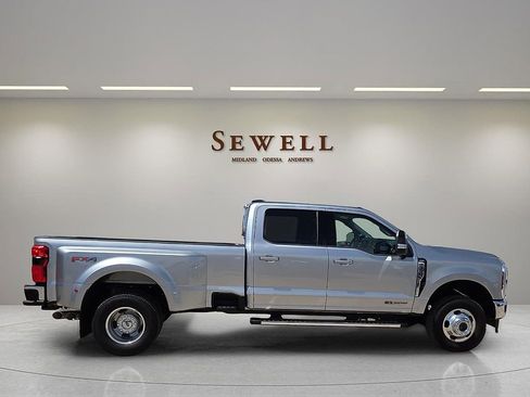 Used 2024 Ford F350 Lariat AWD/4WD image 5
