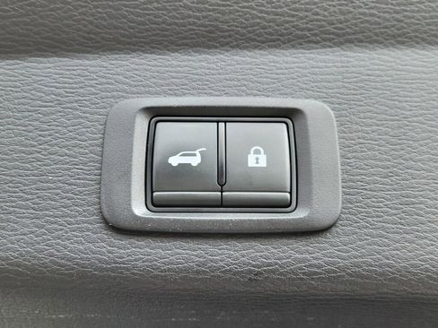 Used 2023 Mitsubishi Outlander SEL image 34