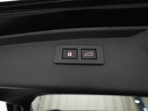 Certified 2025 Subaru Outback Wilderness AWD/4WD image 15