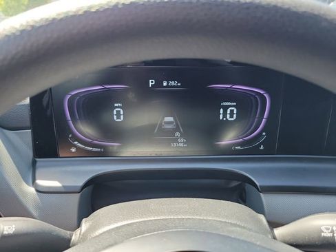 Certified 2026 Kia Seltos LX FWD image 18