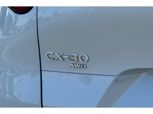 Certified 2024 MAZDA CX-30 AWD 2.5 S w/ Select Sport Pkg image 18
