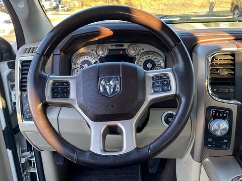 Used 2017 RAM 1500 Laramie Longhorn image 5