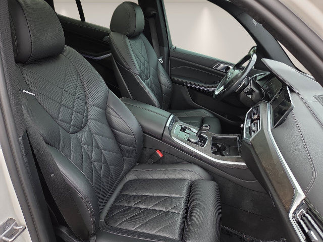 Used 2023 BMW X5 sDrive40i w/ Premium Package RWD image 16