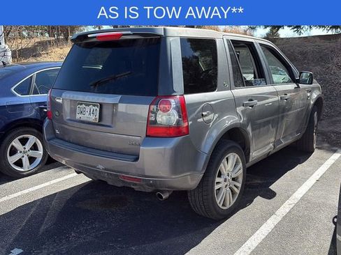 Used 2010 Land Rover LR2 HSE AWD/4WD image 3