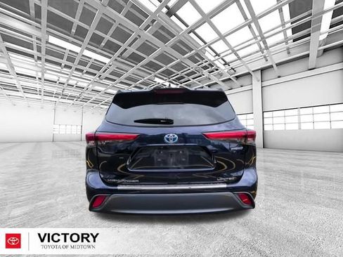 Used 2020 Toyota Highlander Limited AWD/4WD image 4