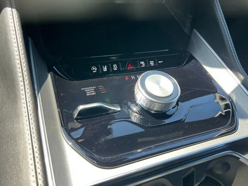 New 2026 Jeep Grand Wagoneer Limited AWD/4WD image 31