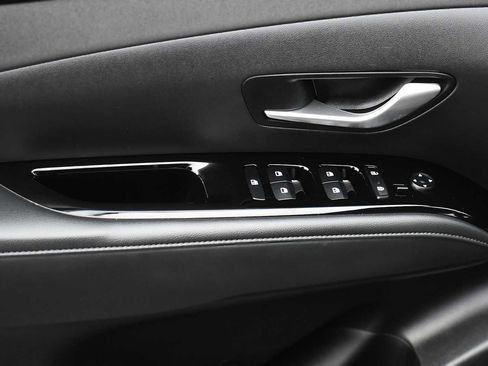 Used 2022 Hyundai Tucson Limited image 28