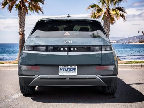 Certified 2024 Hyundai Ioniq 5 SE RWD image 6