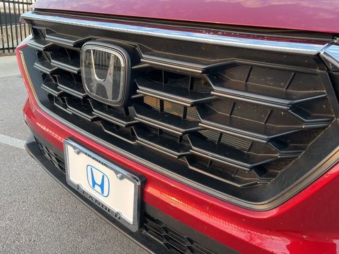 Used 2025 Honda CR-V LX image 14