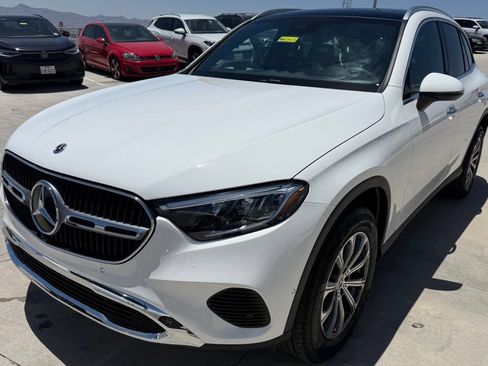 Used 2026 Mercedes-Benz GLC 300 4MATIC image 3