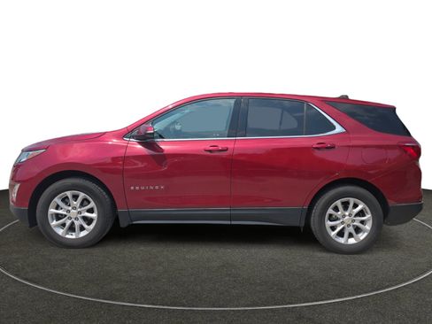 Used 2019 Chevrolet Equinox LT FWD image 2